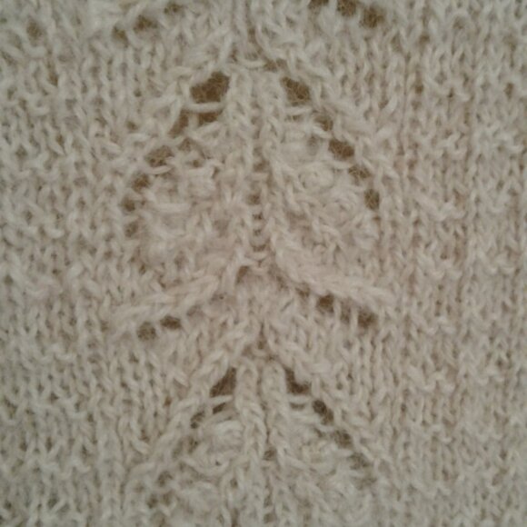 Baby alpaca hand knit vest - Picture 7 of 7